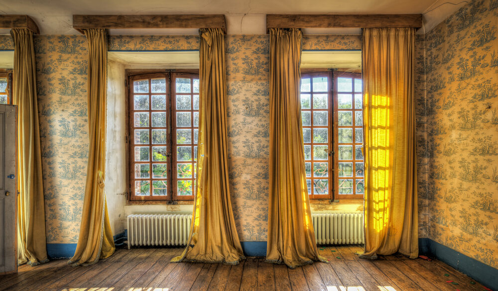 Revive your curtains with Tumbledry cleaning services