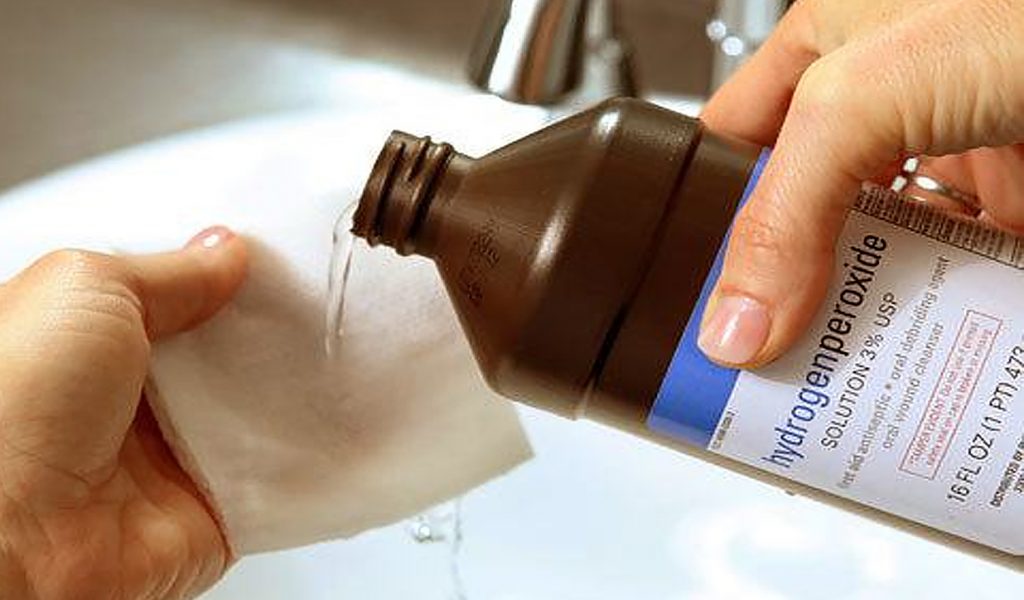 How to use hydrogen peroxide in laundry