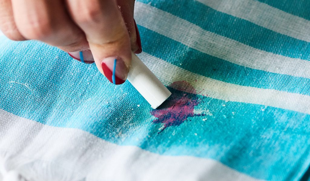 Remove oily stains with chalk