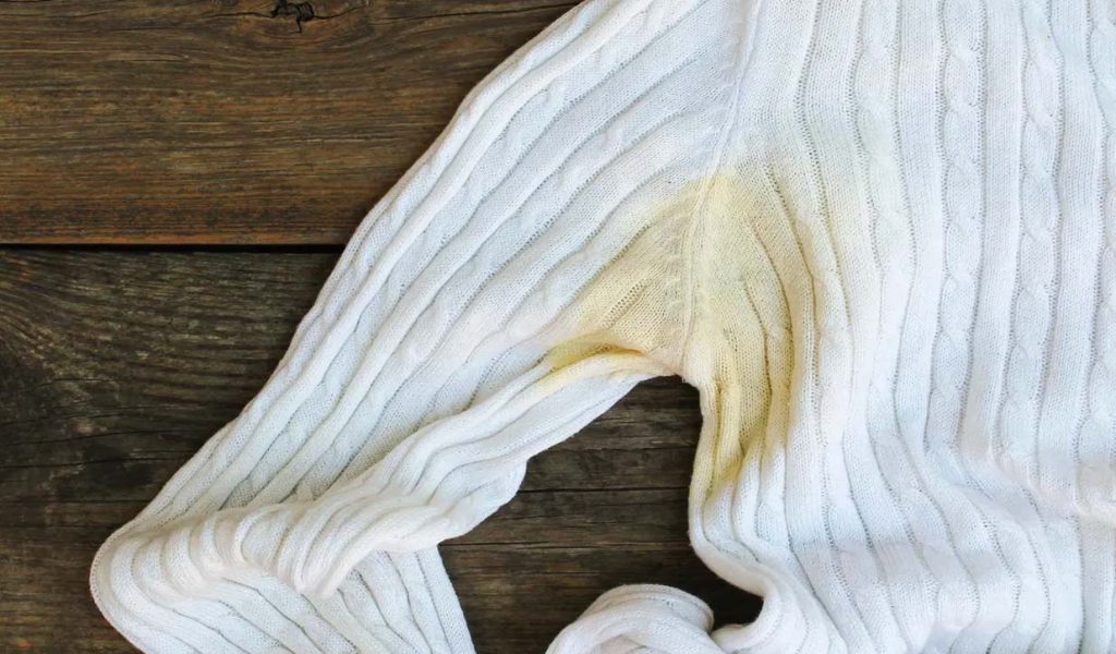 How To Remove Armpit Stains And Odour From Clothes