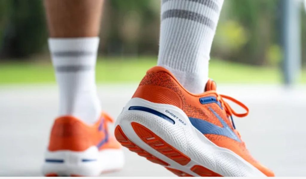 Brooks Ghost