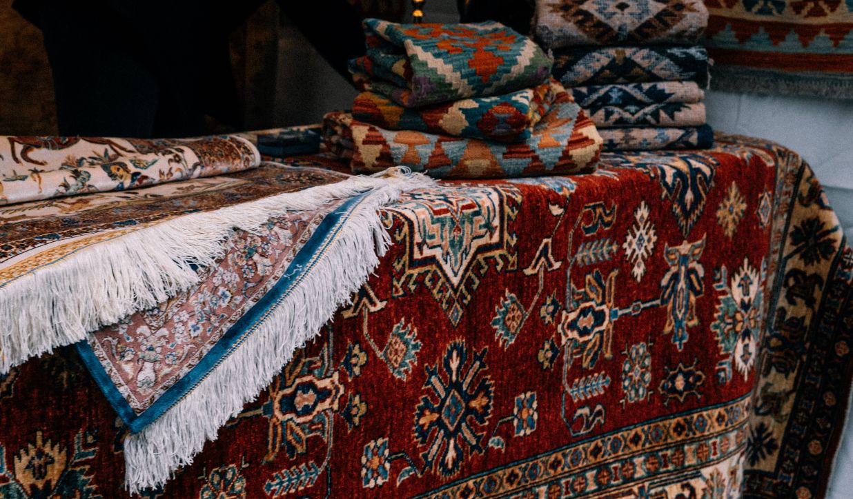 Pashmina Shawls: What Makes Them So Special and Timeless